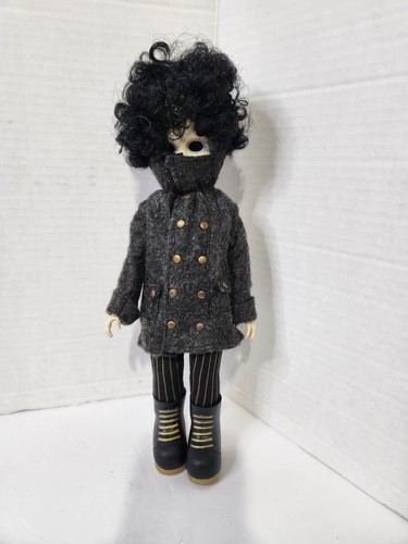 Living dead dolls - living, series
